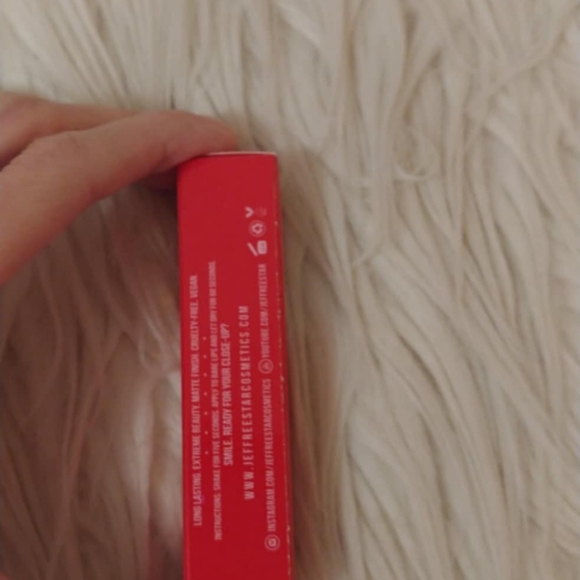 💋FIRM! NWT JEFFREE STAR VELOUR LIQUID LIPSTICK CHECKMATE - Picture 8 of 10